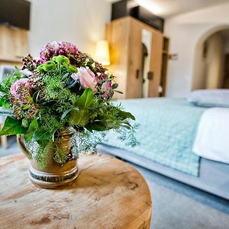 Historisches Gasthaus Hotel Hirschen Horn Гаенхофен Екстериор снимка